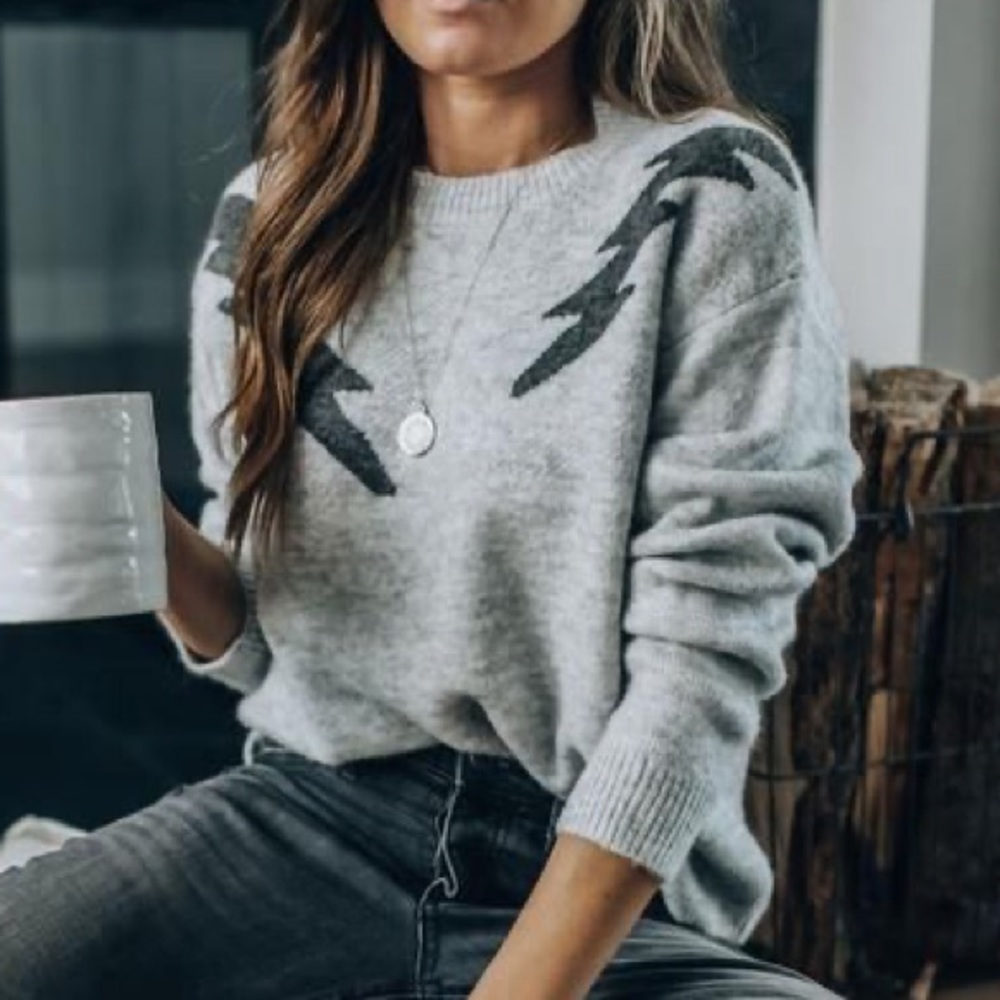 Vici bolt sweater